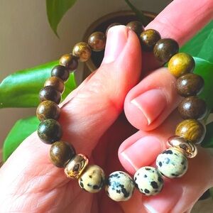 Elegant Handcrafted Dalmatian Jasper Stone Beaded Bracelet